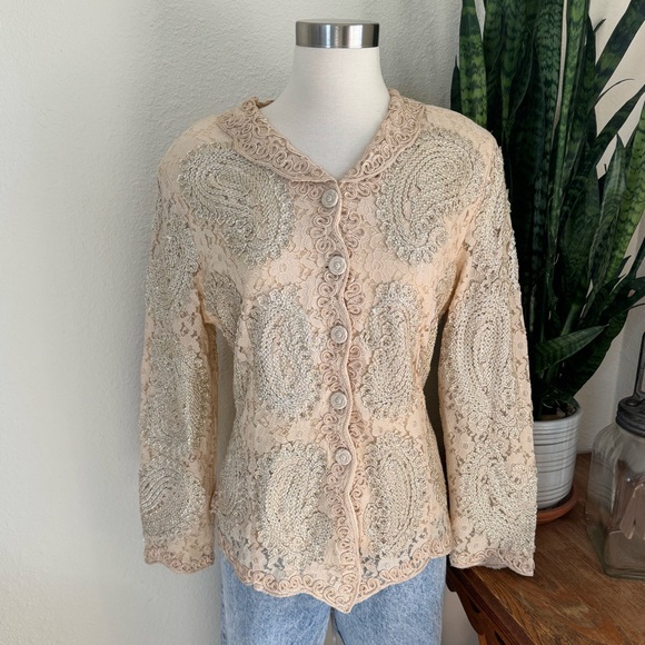 Vintage Tops - Vintage Modelia New York Metallic Lace Embroidered Top –‎ XXL Elegant Blouse